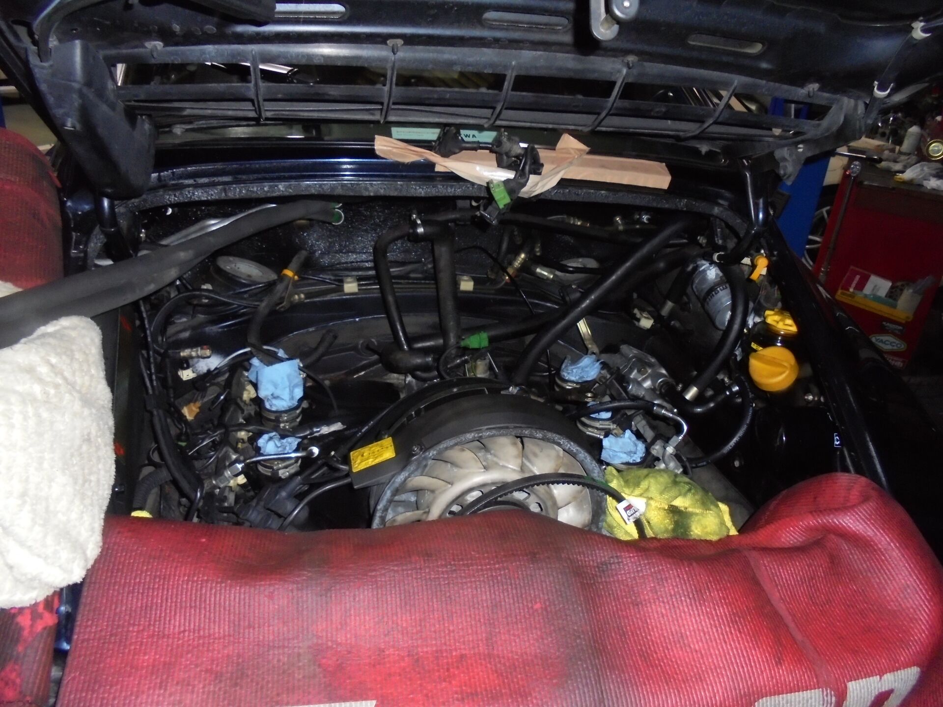 中古車加修 ポルシェの整備を専門に数多くの実績と信頼を築き上げてまいりました